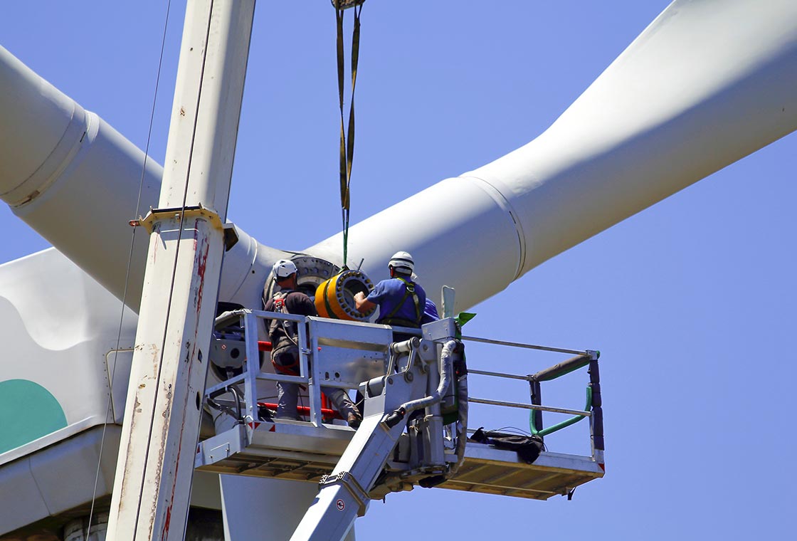 Wind turbine repair